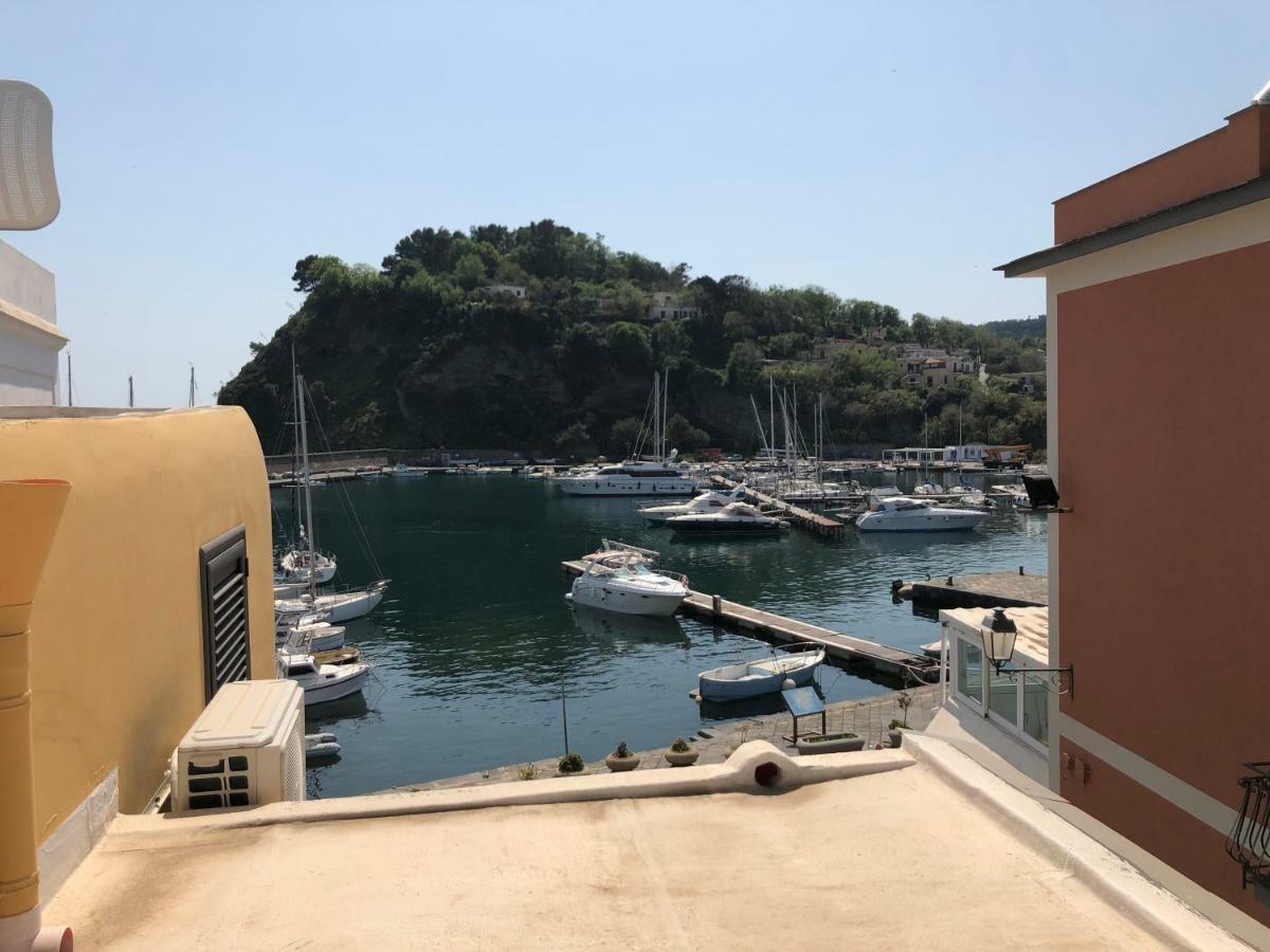Casa Cucurullo Apartment Procida Bagian luar foto
